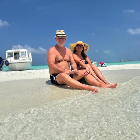 Pelican Beach остров Маафуши Екстериор снимка